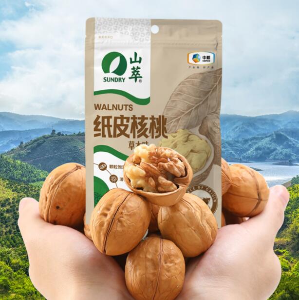 中粮山萃坚果、燕麦系列